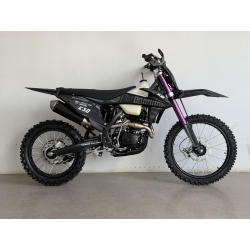 Diabolini X8 250 CC e-starter, chłodzony powietrzem, 19.4 KM, kolor: czarny, czerwony, pomarańczowy