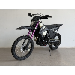 Diabolini X8 250 CC e-starter, chłodzony powietrzem, 19.4 KM, kolor: czarny, czerwony, pomarańczowy