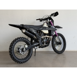 Diabolini X8 250 CC e-starter, chłodzony powietrzem, 19.4 KM, kolor: czarny, czerwony, pomarańczowy